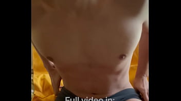 Maskboy Slap Butt And Feed His Hole With Vegetables thumbnail