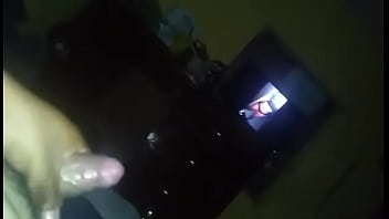 Masturbo Viendo Vídeos thumbnail