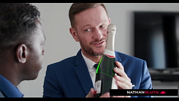 Busty spy valentina ricci dped by 2 big dicks