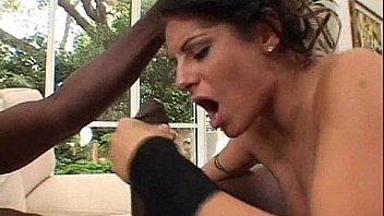 Hot squirting babe 098