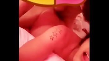 Joven Viene De Mañana Con El Desayuno Y Tenemos Sexo thumbnail