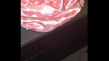 Sissy selfbondage intro showing the toys i will be using