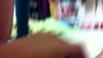 Me vengo afuera de su culo porque si no se enoja