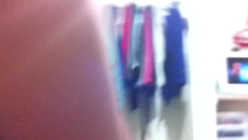 Me vengo afuera de su culo porque si no se enoja