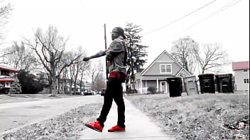 I love making music here one of many hot trucks by me tmicheal ugly video shot by me don't forget i'm just a musi