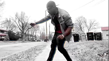 I love making music here one of many hot trucks by me tmicheal ugly video shot by me don't forget i'm just a musi