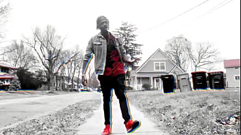 I love making music here one of many hot trucks by me tmicheal ugly video shot by me don't forget i'm just a musi