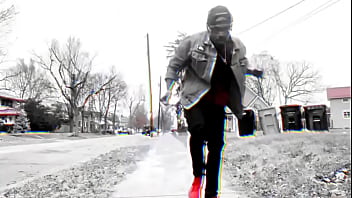 I love making music here one of many hot trucks by me tmicheal ugly video shot by me don't forget i'm just a musi