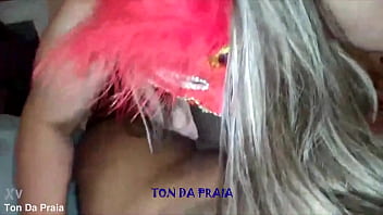 Não resistiu caiu de boca na minha rola