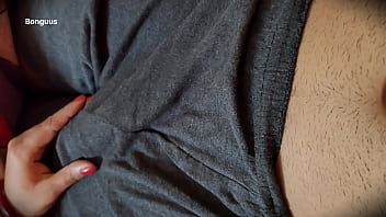 Stepmom giving me handjob for the first time i controlled my cum