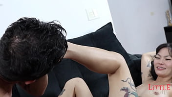 Essa japonesa é muito gostosa adoro o jeito que ela fode e deixa eu arrombar o cuzinho dela