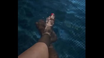 Vem para a água comigo amor ️