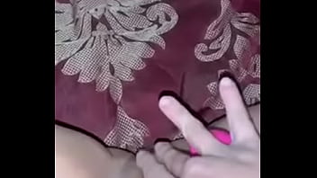 Rub pussy