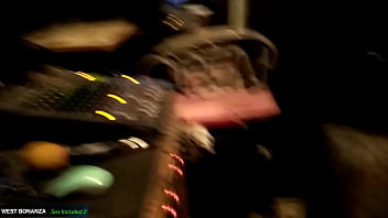 Eating pussy in d j booth #1 i suck her pussy before her dance Eating pussy in d j booth #1 i suck her pussy before her dance