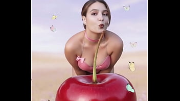 Sexy fruits play