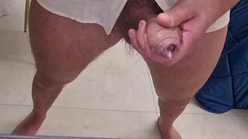 Amatoriali sborrate fatte in casa seghe e gemiti omaggio di sperma a volontà da un cazzo bello grosso