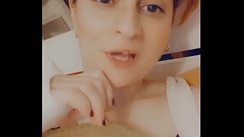 Malgré mon état grave ma poitrine reste divine on est d'accord