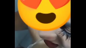 O Executivo Mandou Ela Ajoelhar E Mijou Na Boca Como Se Fosse Dele thumbnail