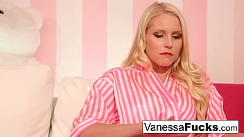 Hot babes have some foot fetish fun