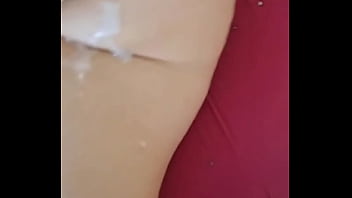 Nada como acordar de manhã com a bundinha melada com a leitada do meu maridinho