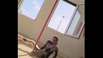 Dancing on the pole and enjoy the good moments in to 2beepole for teaching me new skills #inkedgirl #d