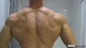 Guy Pissing thumbnail