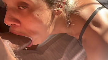 Acordei meu namorado bem gostoso com direito a cuzinho ele me comeu tão gostoso