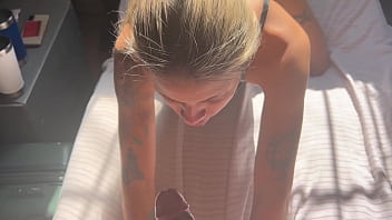 Acordei meu namorado bem gostoso com direito a cuzinho ele me comeu tão gostoso