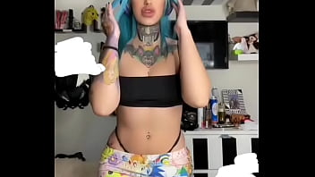 Caliente perra te pondra la verga dura