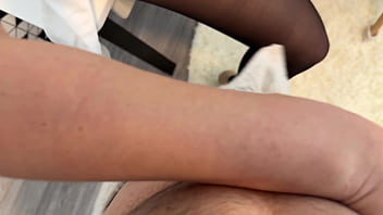 Mature milf gets a pantyhose me audition sucking camera man's cock