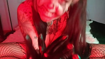 Creepy sexy tattooed clown girl with big boobs and nice ass squirts special for you