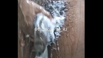 Hoje é dia de água e sabão