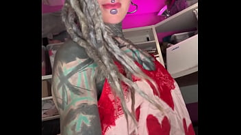 Comment what comes into your mind the second you see this video … ️