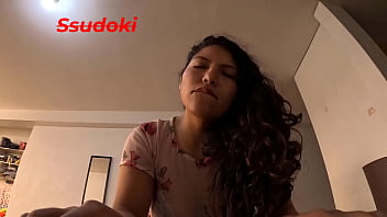 Mi mejor amiga no fue a nuestra cita y decidio darme el premio mayor antes de la cita terminamos follando riquisimo