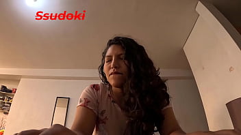 Mi mejor amiga no fue a nuestra cita y decidio darme el premio mayor antes de la cita terminamos follando riquisimo