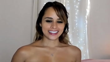 Alice gomez la modelo hermosa de la internet