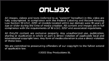 Bella modele catches a rain of cum outdoor by the pool