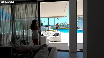 Bella Modele Catches A Rain Of Cum Outdoor By The Pool thumbnail