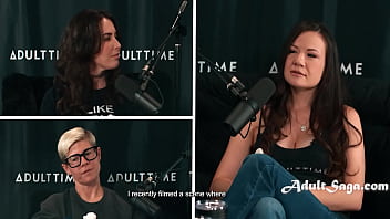 Chilling with a pretty pornstar and talking about thier favs