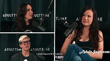 Chilling with a pretty pornstar and talking about thier favs