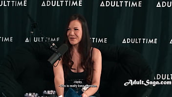Chilling with a pretty pornstar and talking about thier favs Chilling with a pretty pornstar and talking about thier favs