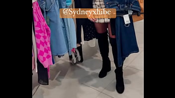 Et si tu t’abonner à mon univers de hotwife viens t’amuser avec moi sans