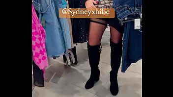 Et si tu t’abonner à mon univers de hotwife viens t’amuser avec moi sans