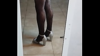 Stocking Zapatillas Y Ropa De Puta Q Me Regalaron Mis Fans thumbnail