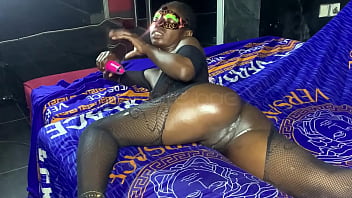 Oouuu im so lit right now my pussy is begging to be worked i neeed to cum fuck