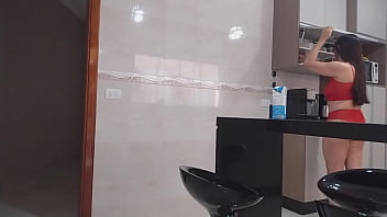 Meu enteado novinho pauzudo gozou um litro de porra na minha boca e foi delicioso