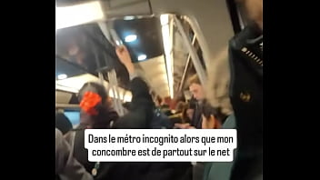 Moi dans le métro alors que tout internet as vu mon concombre dorée et toi tu fais attentions aux personnes dans le