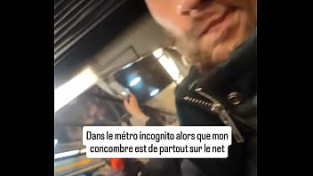 Moi Dans Le Métro Alors Que Tout Internet As Vu Mon Concombre Dorée Et Toi Tu Fais Attentions Aux Personnes Dans Le thumbnail