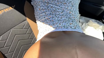 The poor girl couldn't pay the cab driver