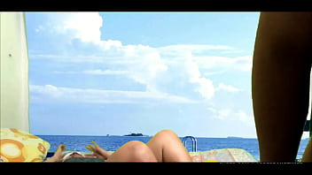 Le tape los ojos y la grabe follando bien rico